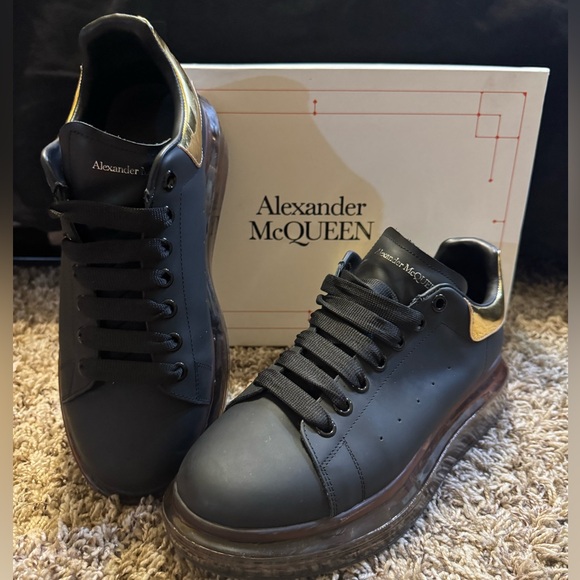 Alexander McQueen oversized Sneaker - Picture 5 of 6